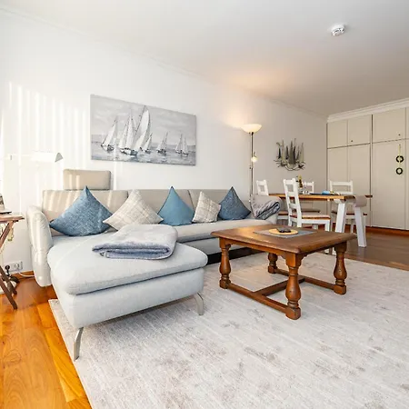 Arius, App 12 Apartman *